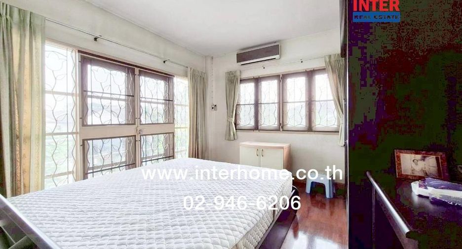 Haus zum Kauf mit 4 Zimmer in Pak Kret, Nonthaburi