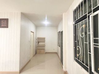 Продажа 3 спальни таунхаус в Si Racha, Чонбури