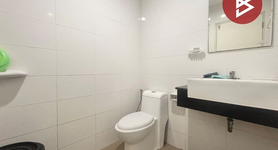 For sale 3 bedrooms townhouse in Si Racha, Chonburi
