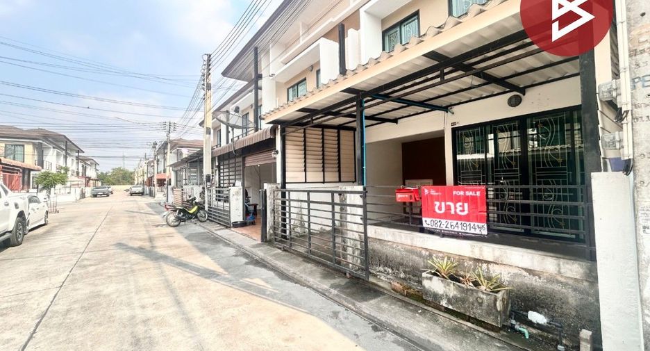 For sale 3 bedrooms townhouse in Si Racha, Chonburi