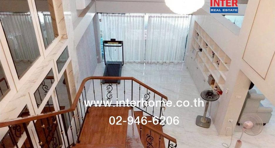 For sale 2 bedrooms retail Space in Khlong Sam Wa, Bangkok
