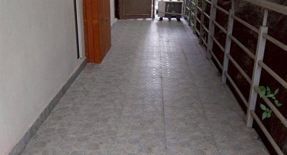 For sale 2 bedrooms retail Space in Khlong Sam Wa, Bangkok