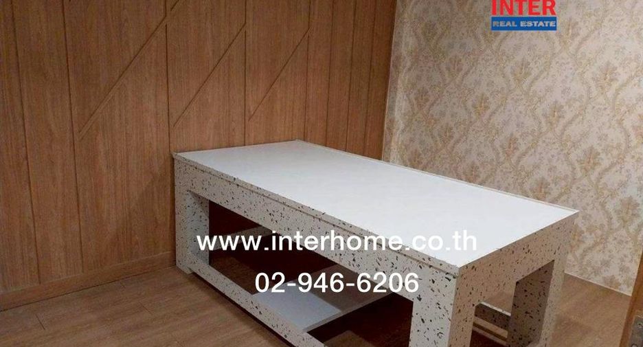 For sale 2 bedrooms retail Space in Khlong Sam Wa, Bangkok