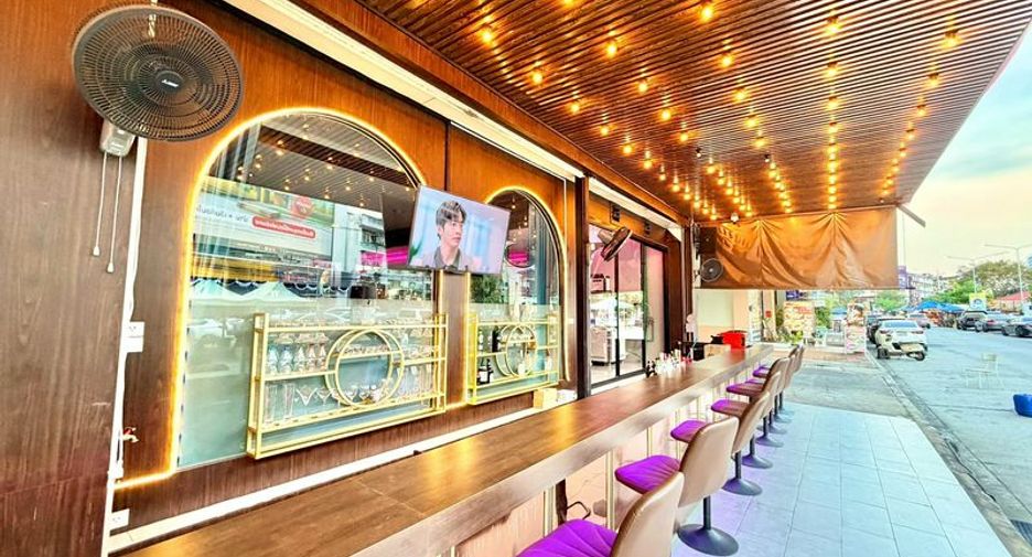 For sale retail Space in Si Racha, Chonburi
