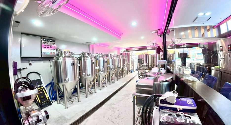 For sale retail Space in Si Racha, Chonburi