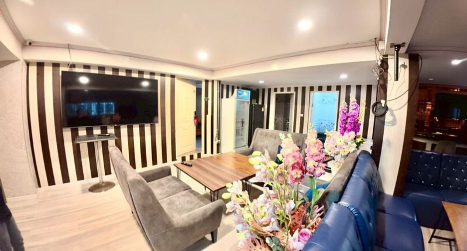 For sale retail Space in Si Racha, Chonburi