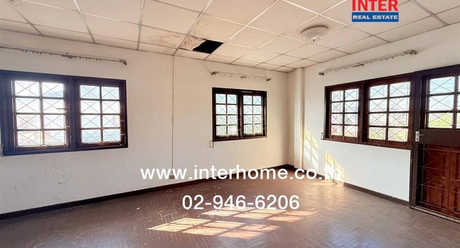 Casa en venta de 6 habitaciones en Mueang Nonthaburi, Nonthaburi