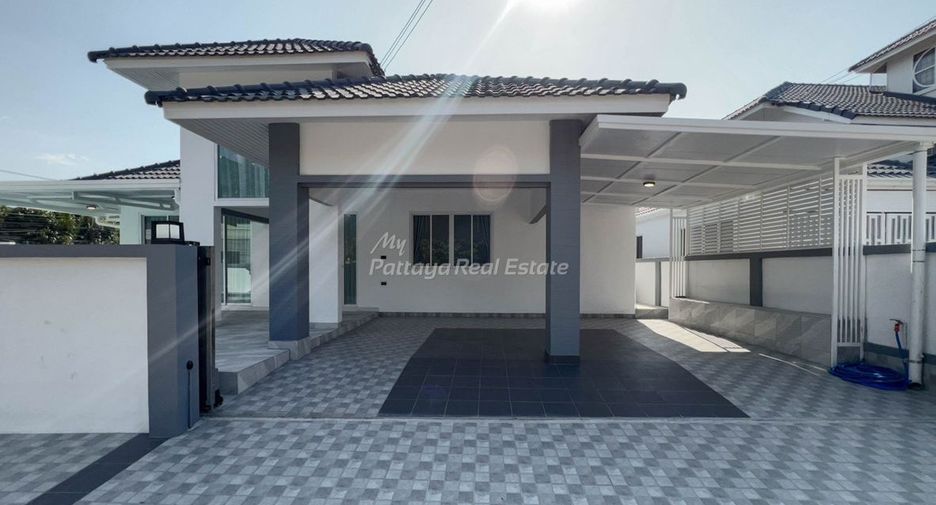 For sale 3 bedrooms villa in Bang Lamung, Chonburi