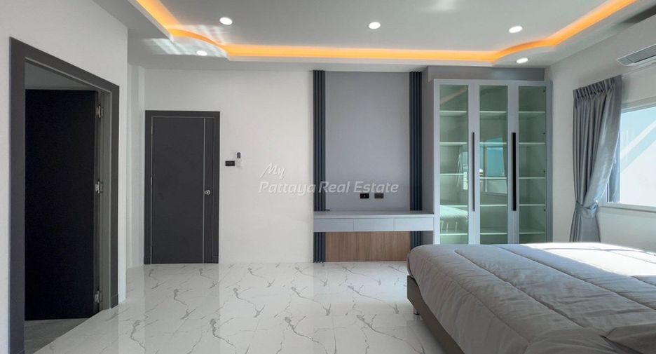 For sale 3 bedrooms villa in Bang Lamung, Chonburi