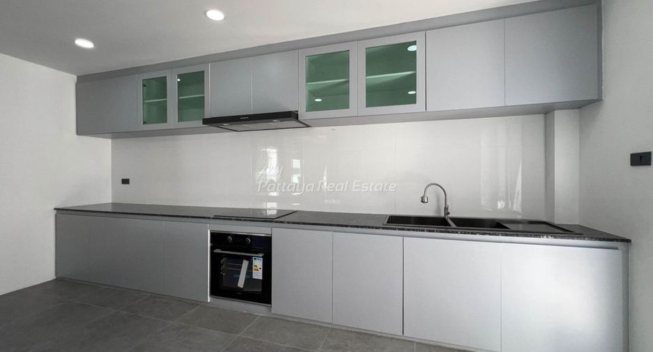 For sale 3 bedrooms villa in Bang Lamung, Chonburi