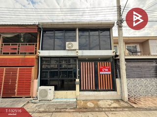 For sale 3 bedrooms townhouse in Mueang Nakhon Pathom, Nakhon Pathom