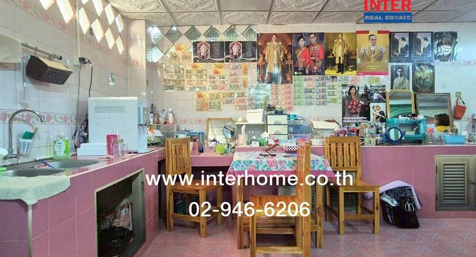 出售 4 卧室 联排别墅 在 Bang Bua Thong, Nonthaburi