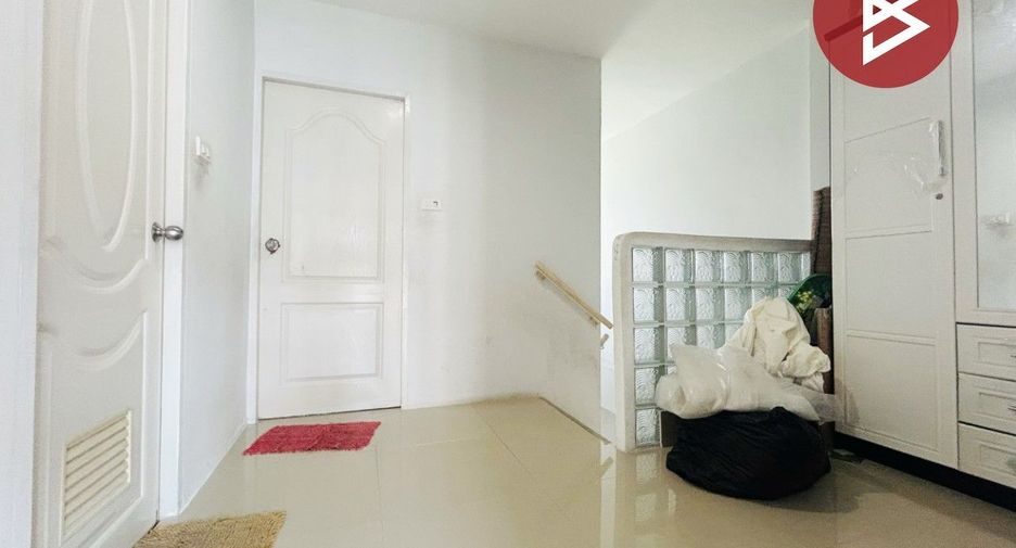 For sale 3 bedrooms townhouse in Phra Samut Chedi, Samut Prakan