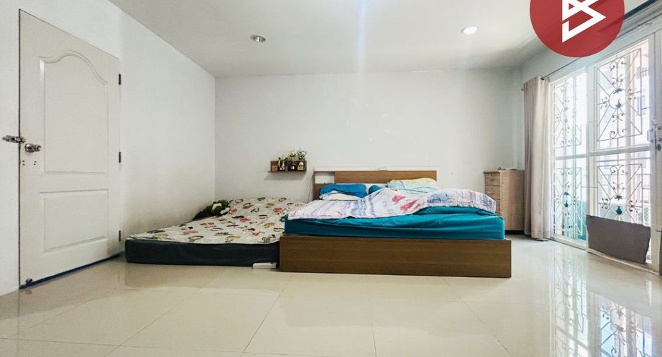 For sale 3 bedrooms townhouse in Phra Samut Chedi, Samut Prakan