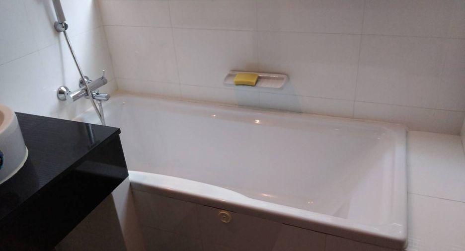 ขาย 2 ห้องนอน คอนโด ใน วัฒนา, กรุงเทพฯ