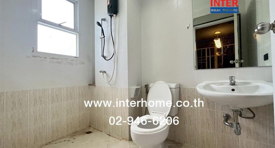 Reihenhaus zum Kauf mit 3 Zimmer in Bueng Kum, Bangkok