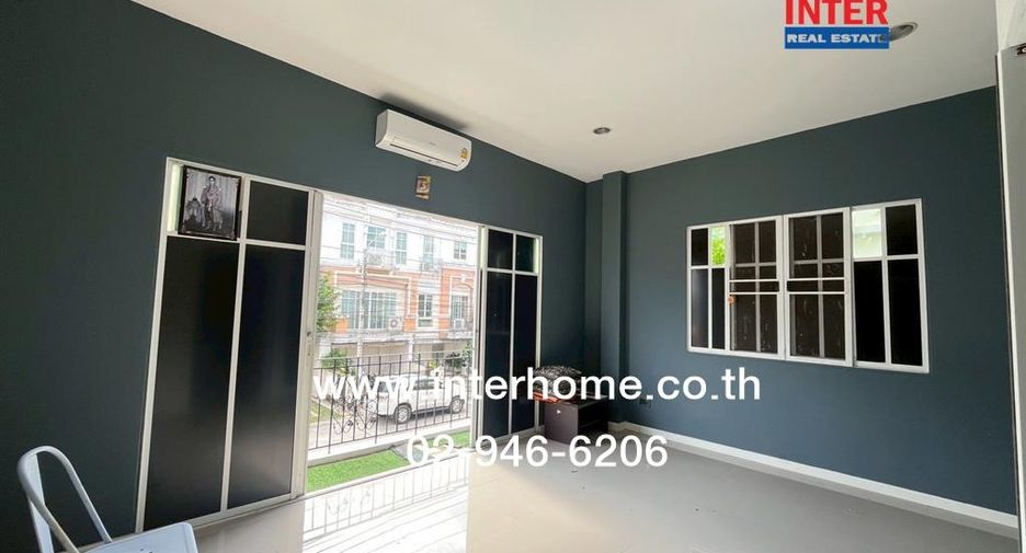 Reihenhaus zum Kauf mit 3 Zimmer in Bueng Kum, Bangkok