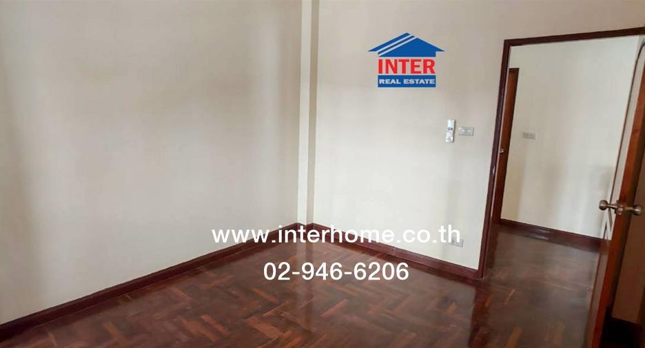 Casa en venta de 3 habitaciones en Mueang Pathum Thani, Pathum Thani