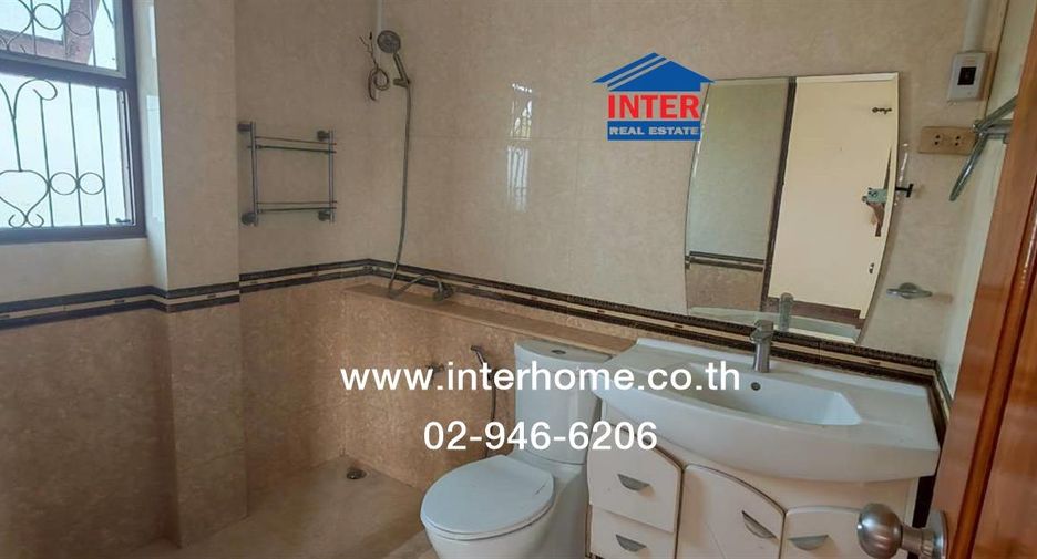 Casa en venta de 3 habitaciones en Mueang Pathum Thani, Pathum Thani