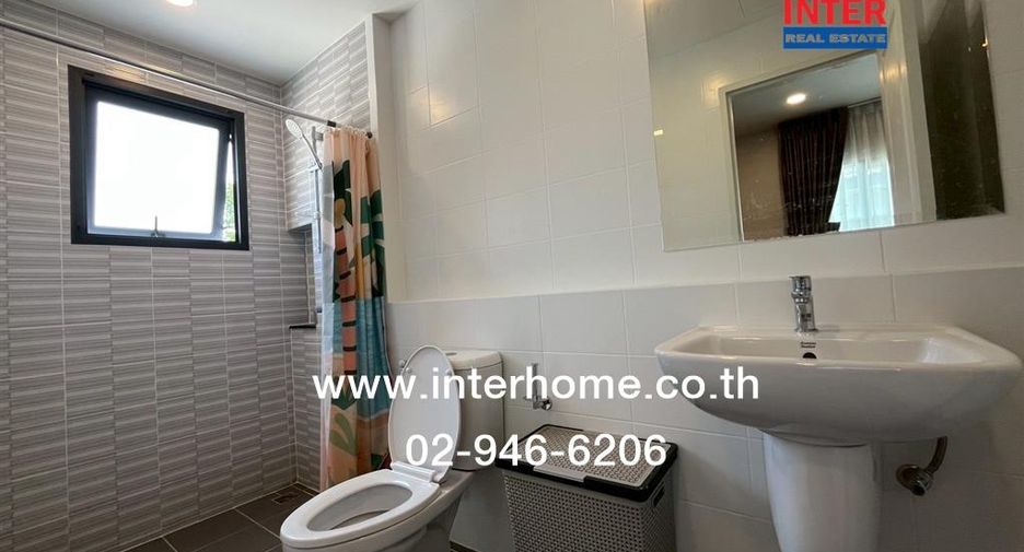 Haus zum Kauf mit 4 Zimmer in Nong Khaem, Bangkok