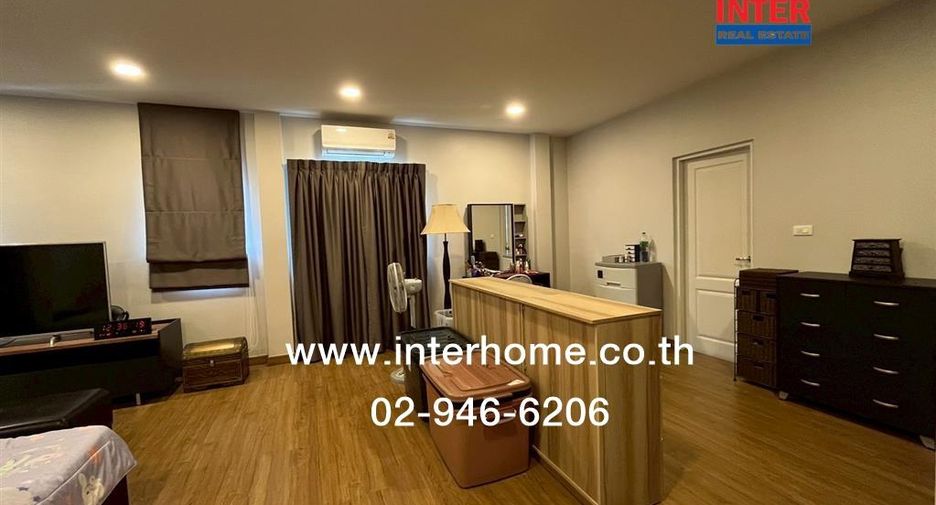 Haus zum Kauf mit 4 Zimmer in Nong Khaem, Bangkok