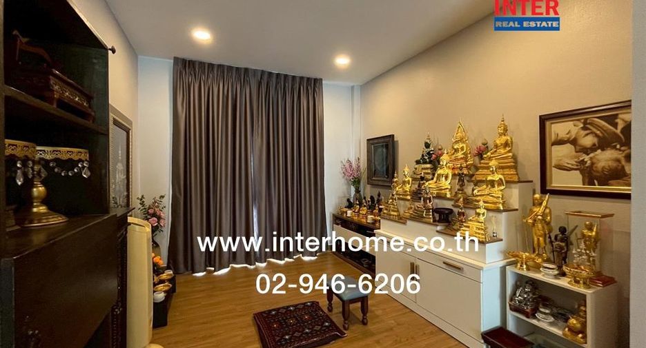 Haus zum Kauf mit 4 Zimmer in Nong Khaem, Bangkok