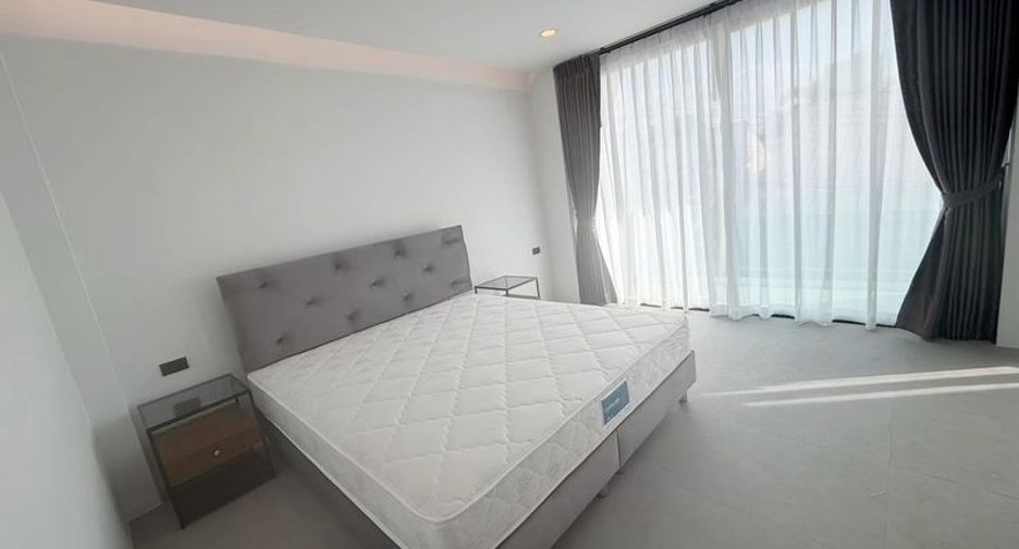 For rent 3 bedrooms villa in Bang Lamung, Chonburi