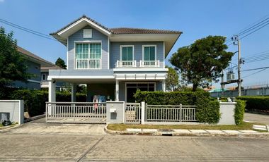 Casa en venta de 3 habitaciones en Khlong Sam Wa, Bangkok