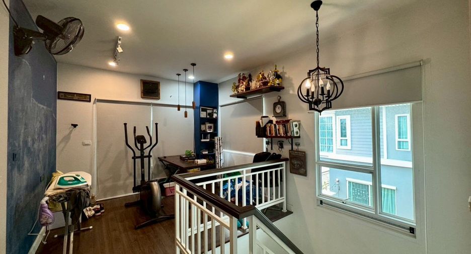 For sale 3 bedrooms house in Khlong Sam Wa, Bangkok