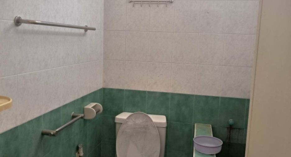 For sale 5 bedrooms house in Mueang Chanthaburi, Chanthaburi