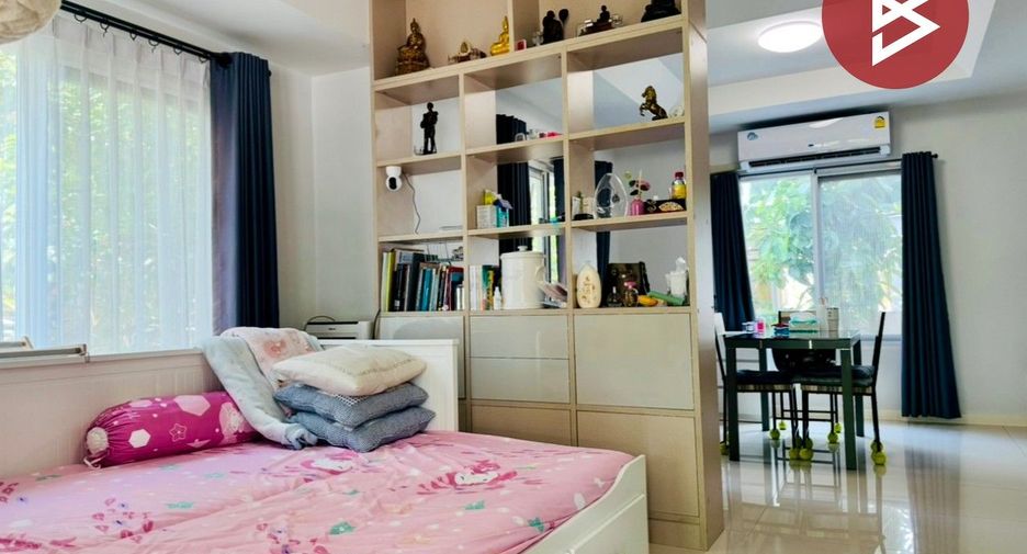 Casa en venta de 3 habitaciones en Bang Sao Thong, Samut Prakan