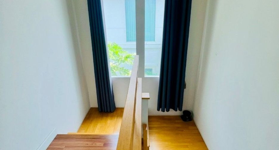 Casa en venta de 3 habitaciones en Bang Sao Thong, Samut Prakan