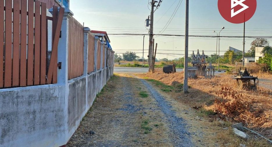 For sale 3 bedrooms house in Phayuha Khiri, Nakhon Sawan