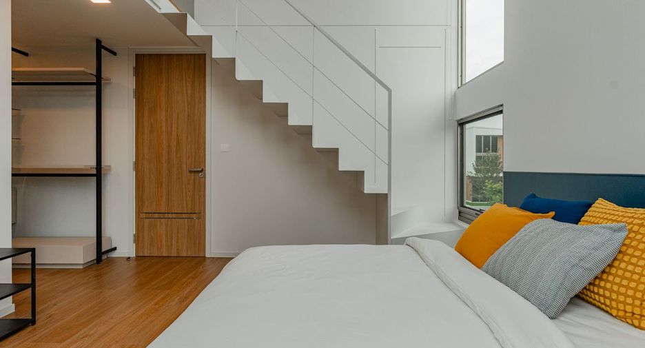 For rent 3 bedrooms house in Saphan Sung, Bangkok
