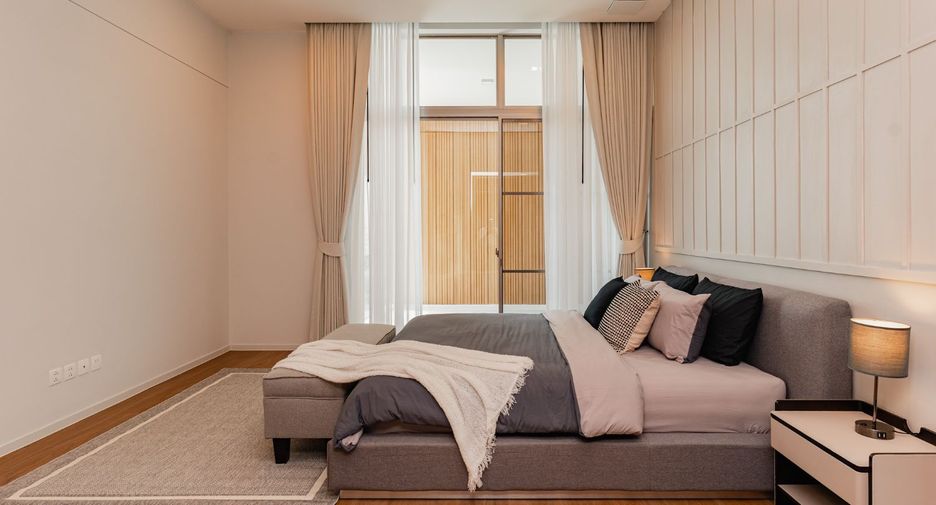 For rent 3 bedrooms house in Saphan Sung, Bangkok