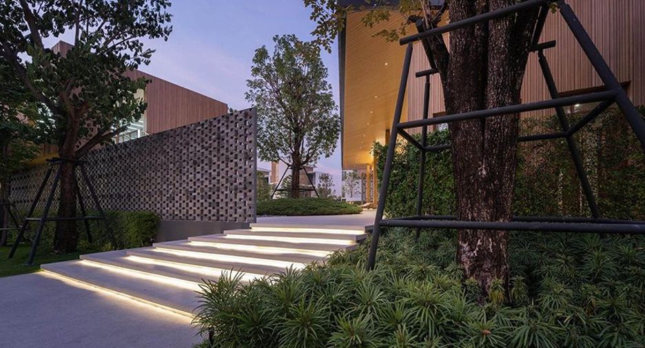 For rent 3 bedrooms house in Saphan Sung, Bangkok