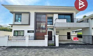 Casa en venta de 3 habitaciones en Si Racha, Chonburi