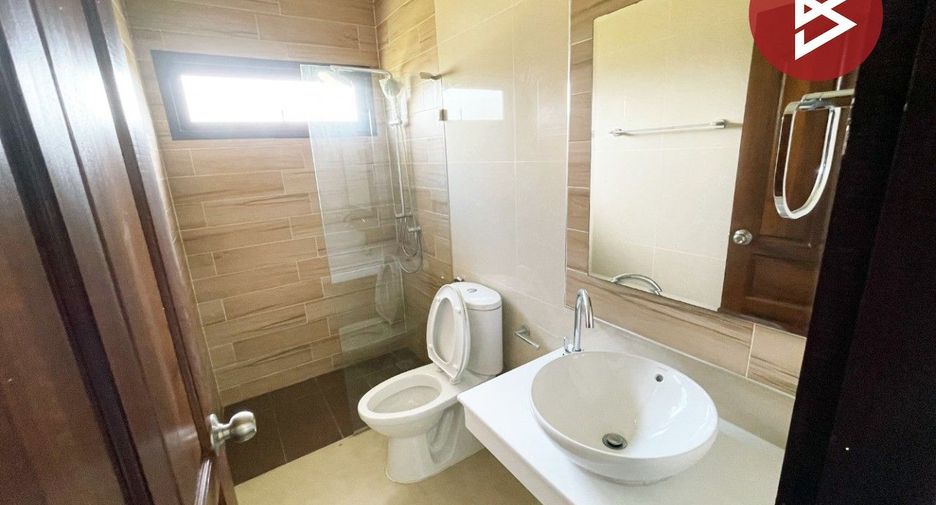 For sale 3 bedrooms house in Si Racha, Chonburi