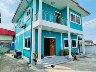 À vendre 3 chambres maison à Krathum Baen, Samut Sakhon