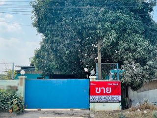 À vendre 3 chambres maison à Krathum Baen, Samut Sakhon