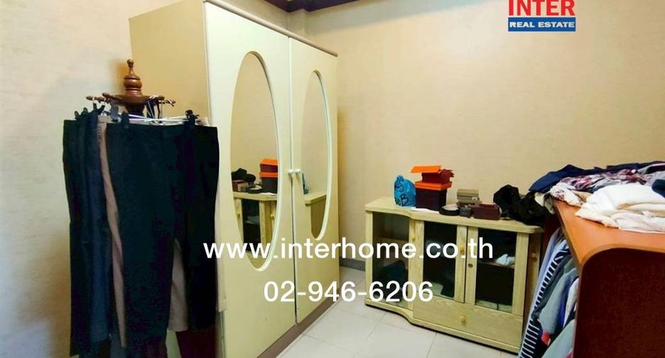 For sale 6 bedrooms retail Space in Chatuchak, Bangkok