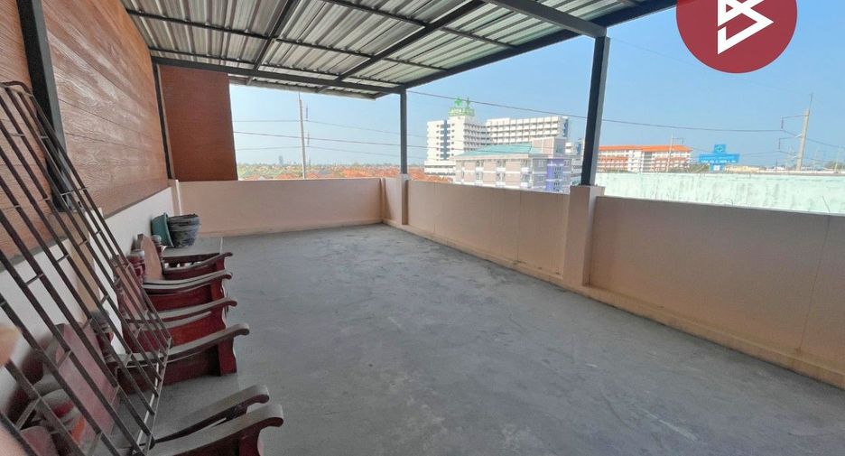 Local comercial en venta de 2 habitaciones en Mueang Chon Buri, Chonburi