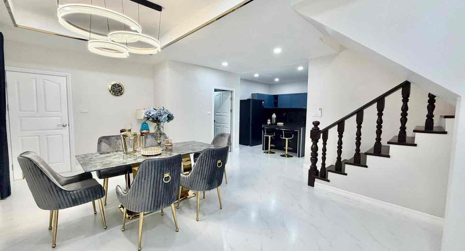 Villa zur Miete mit 4 Zimmer in Bang Lamung, Chonburi