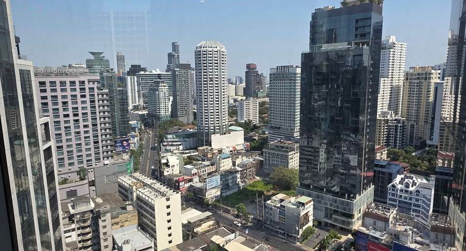 À louer 1 chambre condo à Khlong Toei, Bangkok
