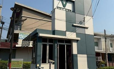 Casa adosada en venta de 2 habitaciones en Khlong Luang, Pathum Thani