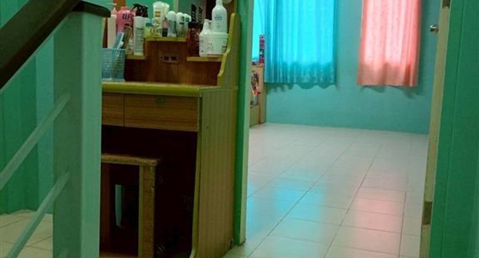 Продажа 2 спальни таунхаус в Khlong Luang, Патумтани
