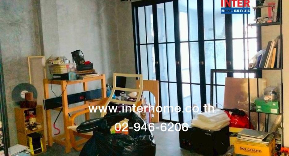 For sale 2 bedrooms townhouse in Khan Na Yao, Bangkok