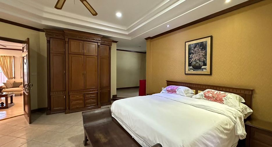 For rent 3 bedrooms house in Bang Lamung, Chonburi