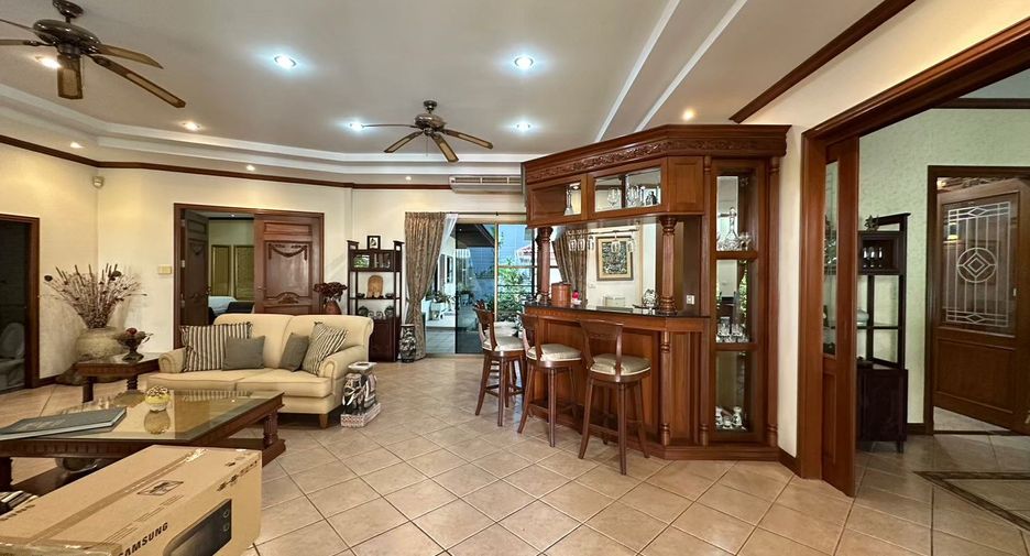 For rent 3 bedrooms house in Bang Lamung, Chonburi