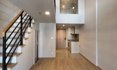 À vendre 2 chambres condo à Bang Rak, Bangkok